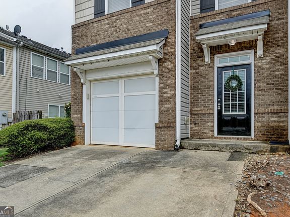 2nd image of 3173 Millington Pl