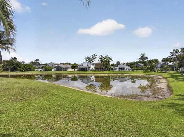 11483 Beacon Pointe Lane, Wellington, FL 33414