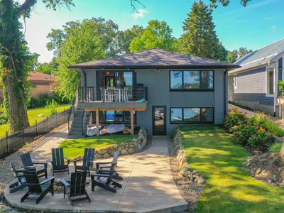 23876 S Shore Dr, Edwardsburg, MI, 49112