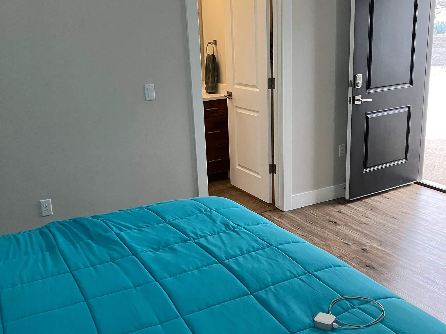 1 bed, 300 sqft, $1,450 — Photo 4