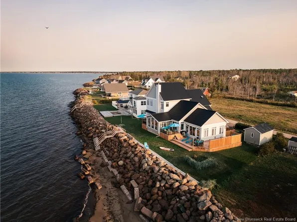 39 Ocean Breeze Dr, Beaubassin East, NB E4P 7X1