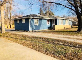 2130 Waterloo Rd, Cedar Falls, IA 50613