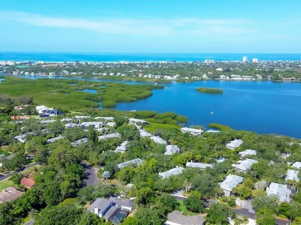 1498 Landings Lake Dr #40, Sarasota, FL 34231