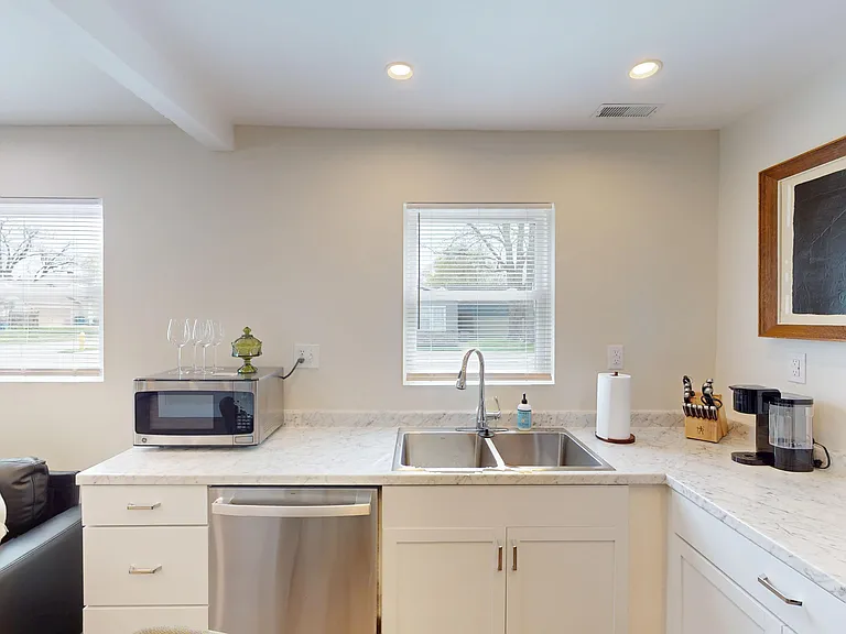 3912 S Landess St — Photo 7