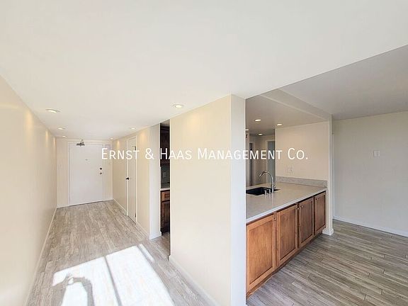 3rd image of 2601 E Ocean Blvd Unit 507