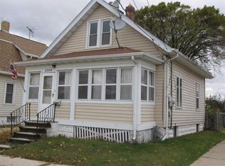 2334 9th St, Two Rivers, WI 54241