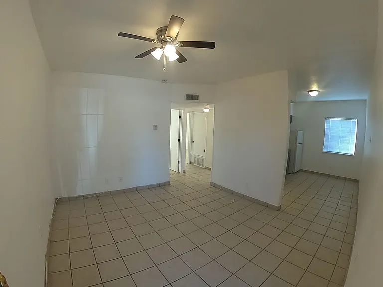 305 N Almendra St — Photo 12