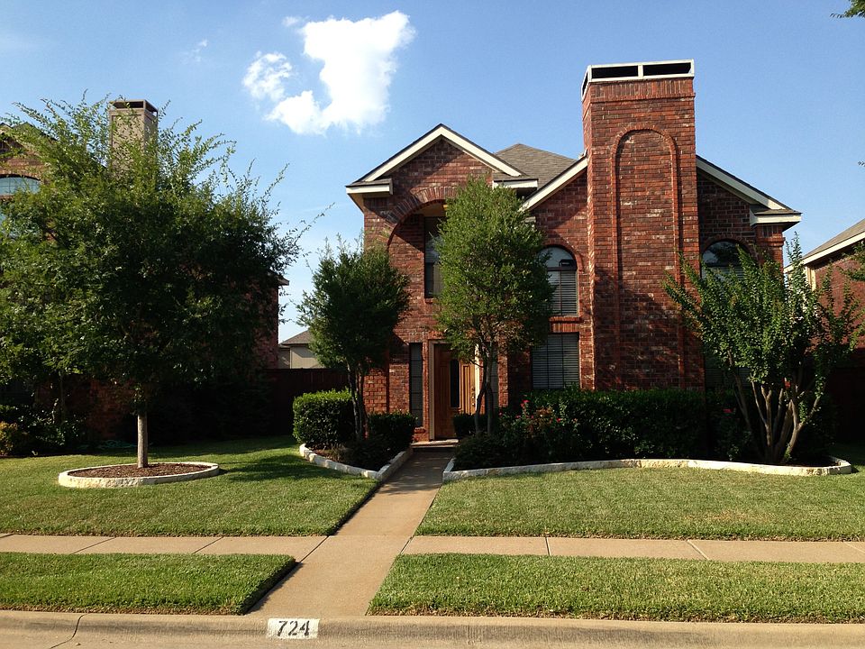 1st image of 724 Ashford Dr