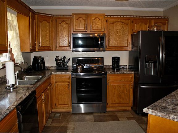 5th image of 103 Altamont Dr