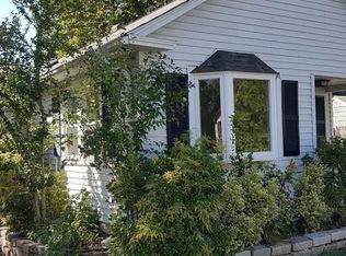 3 Uncas Ct, Quaker Hill, CT 06375