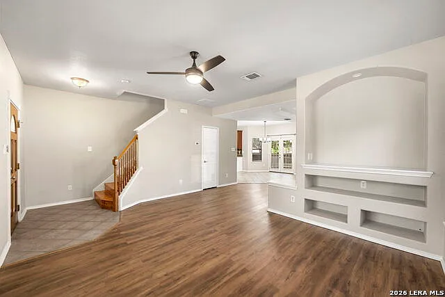 3 bed, 2.5 bath, 2184 sqft, $2,150 — Photo 3