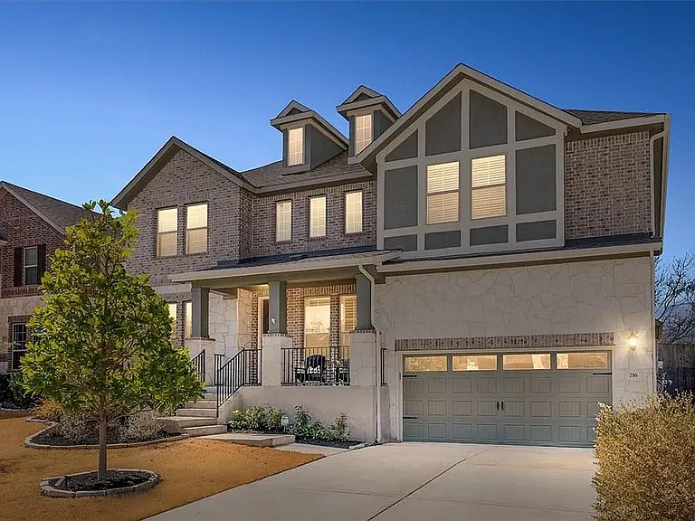 716 Expedition Way — Photo 2