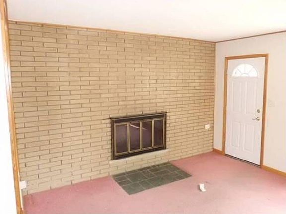 Family Room 1