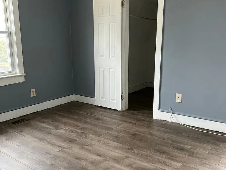 5083 Homestead Ave — Photo 10