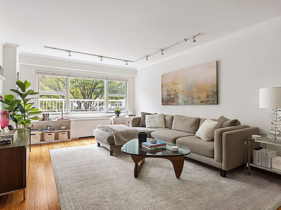 1st image of 101 W 12th St APT 2N