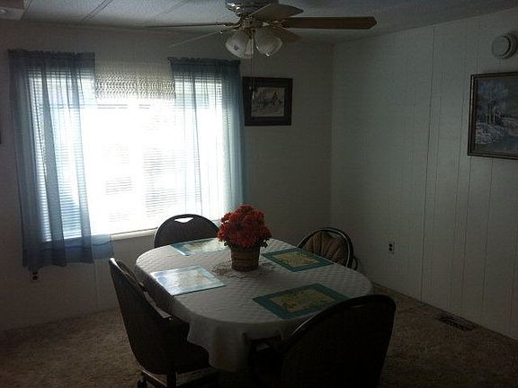 5th image of 2052 Evans Ave