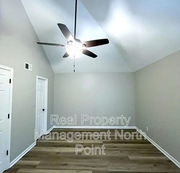 3030 Steeplechase Dr — Photo 21