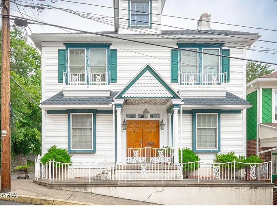 1st image of 925 N Orange St #925