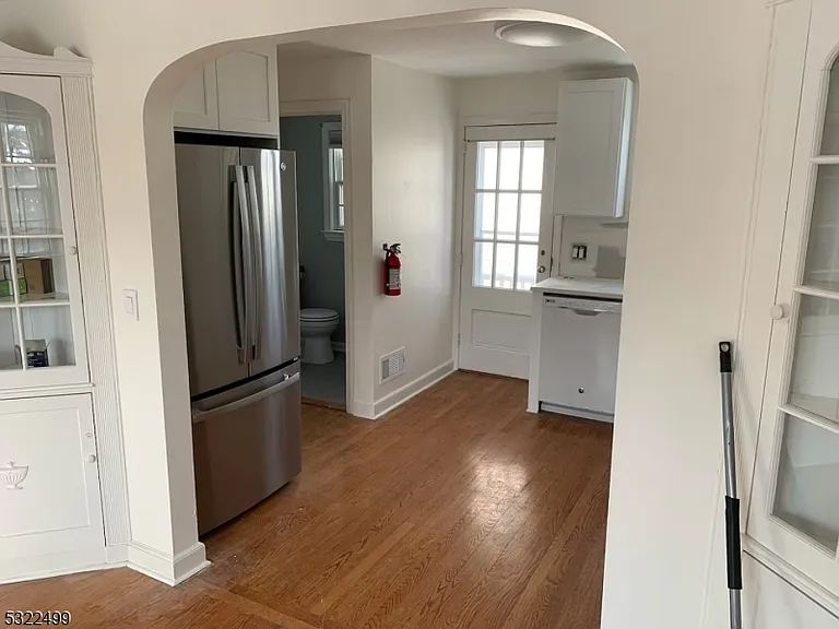 442 Millburn Ave — Photo 4