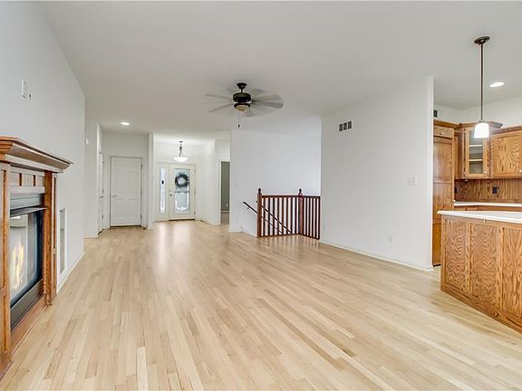 5th image of 1600 NW Primrose