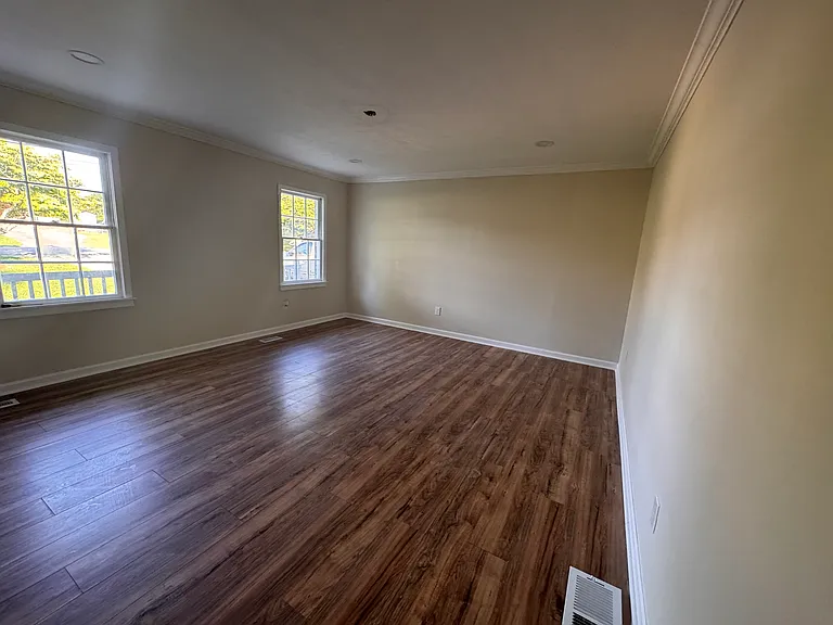 270 Castlegate Cir #1 — Photo 1