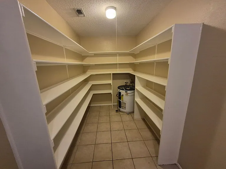 7314 Justino Trl — Photo 24