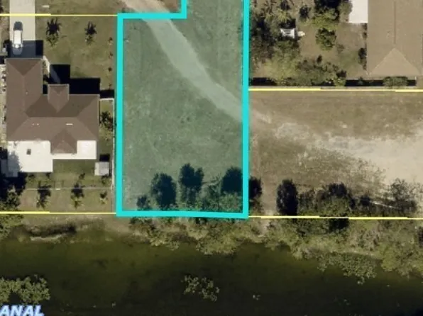 722 NE 12th St, Cape Coral, FL 33909