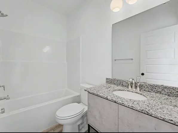 501 Solar St, Bentonville, AR 72713