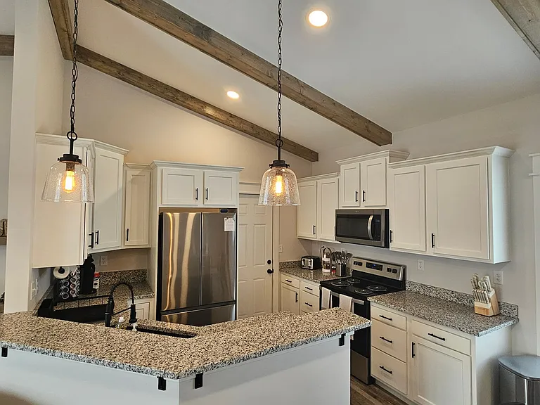 710 Orchard St — Photo 8