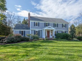 5 Ridge Rd, Gladstone, NJ 07934