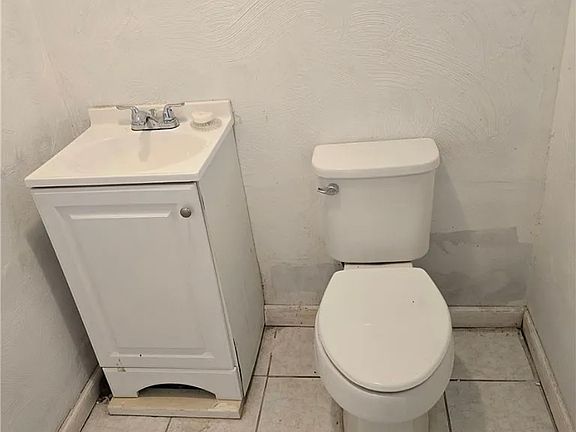 2nd image of 3657 Pennington Rd