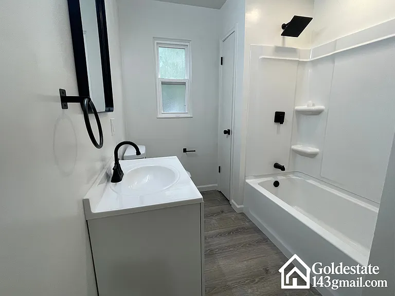 1637 S Cove Blvd — Photo 5