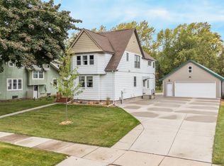 719 Grignon St, Kaukauna, WI 54130