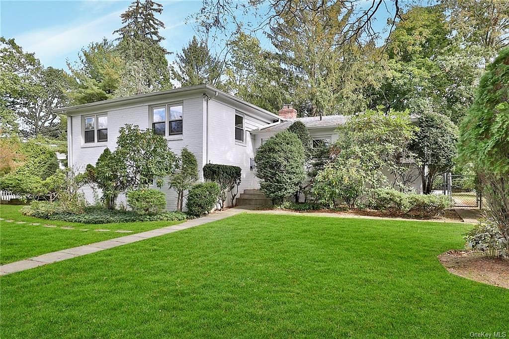 60 Lakeview Road, New Rochelle, NY 10804 Zillow
