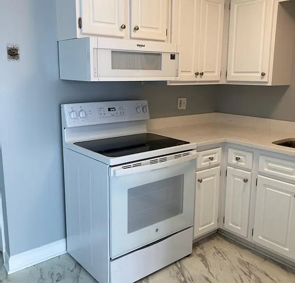 12252 S Spencer St #B3 — Photo 3