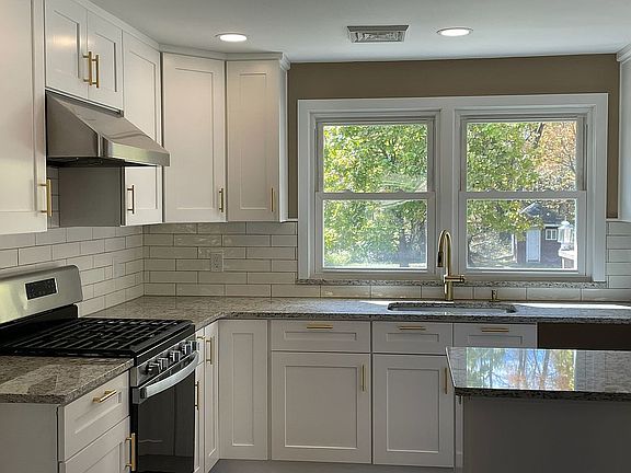 4th image of 2722 Old Bethlehem Pike