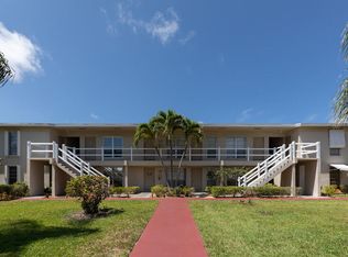 309 Circle Dr S APT 104, Boynton Beach, FL 33435