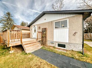 3042 E 31a St SE, Calgary, AB T2B0S9