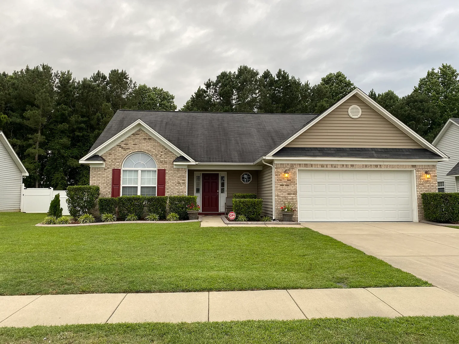 Fairfield Cir, Raeford — Photo 2