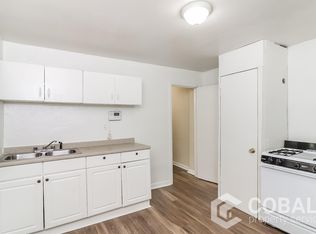 1982 Rockledge Rd NE #1990-B, Atlanta, GA 30324