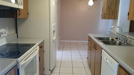 5th image of 7909 Segovia St