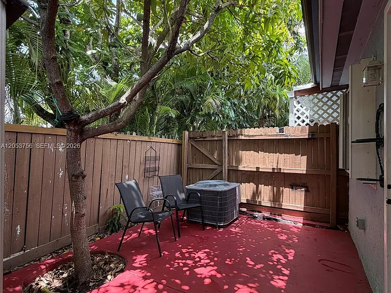 3832 SW 107th Ave #1-3 — Photo 17