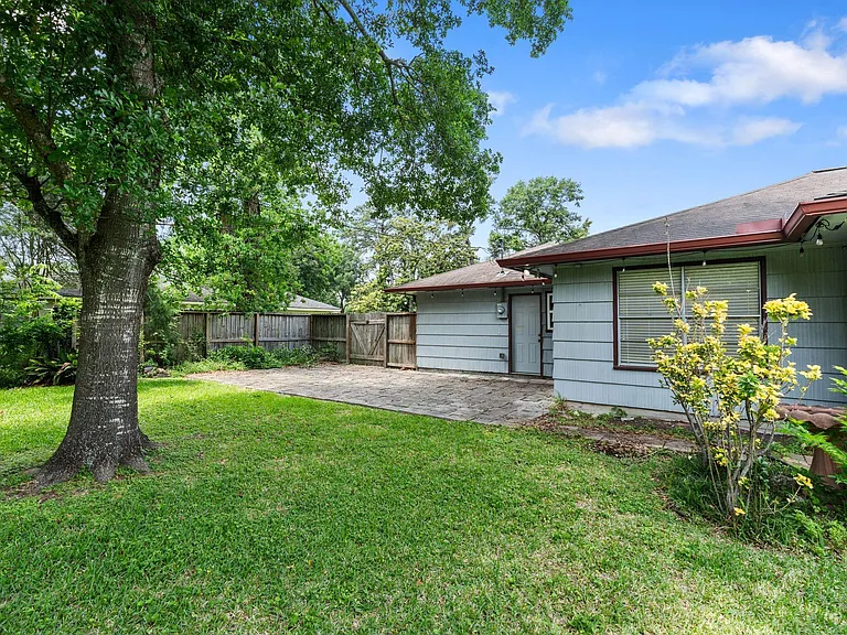 9333 Walterville Rd — Photo 35