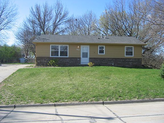 4th image of 903 3rd St