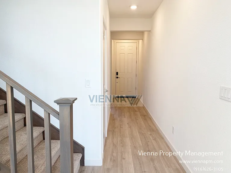 7361 Moon Dream Way — Photo 2