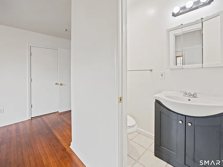 226 Meadow St #2 — Photo 14