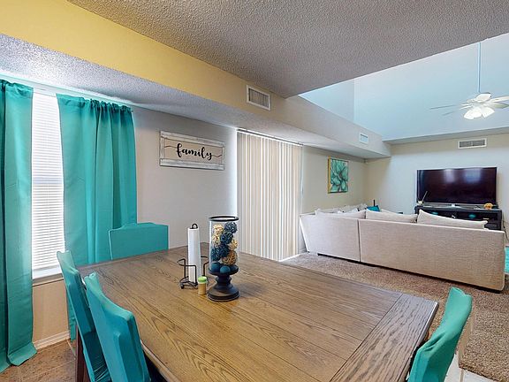 3rd image of 2988 Tierra Cortez Ave #A & B