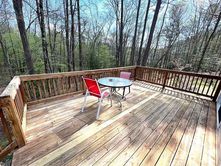 818 Country Club Dr — Photo 6