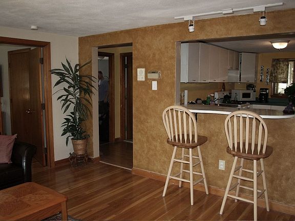 Unique & Open Dining Area