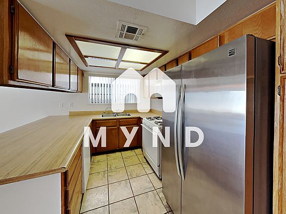 3rd image of 6020 Chapel Hill Ln